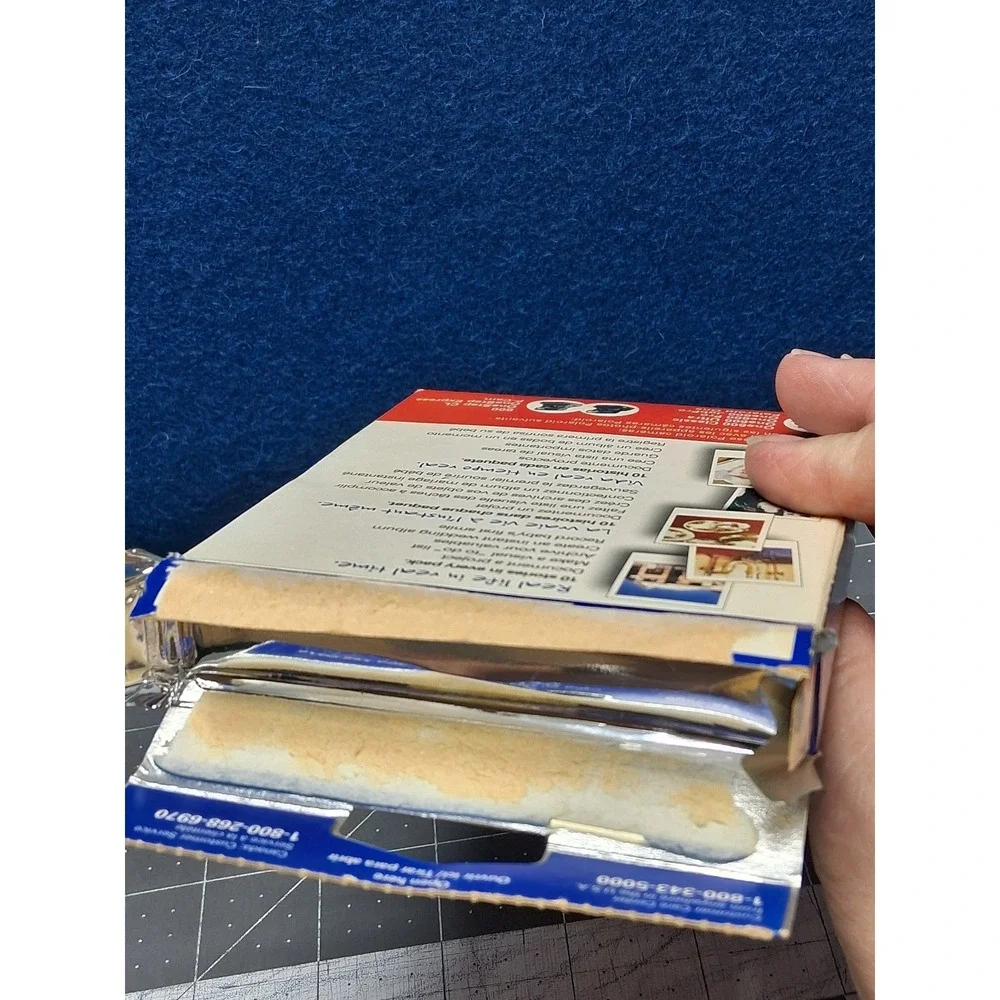 Polaroid 600 Instant Film Color 10 Photos Sealed Foil Pack Expired